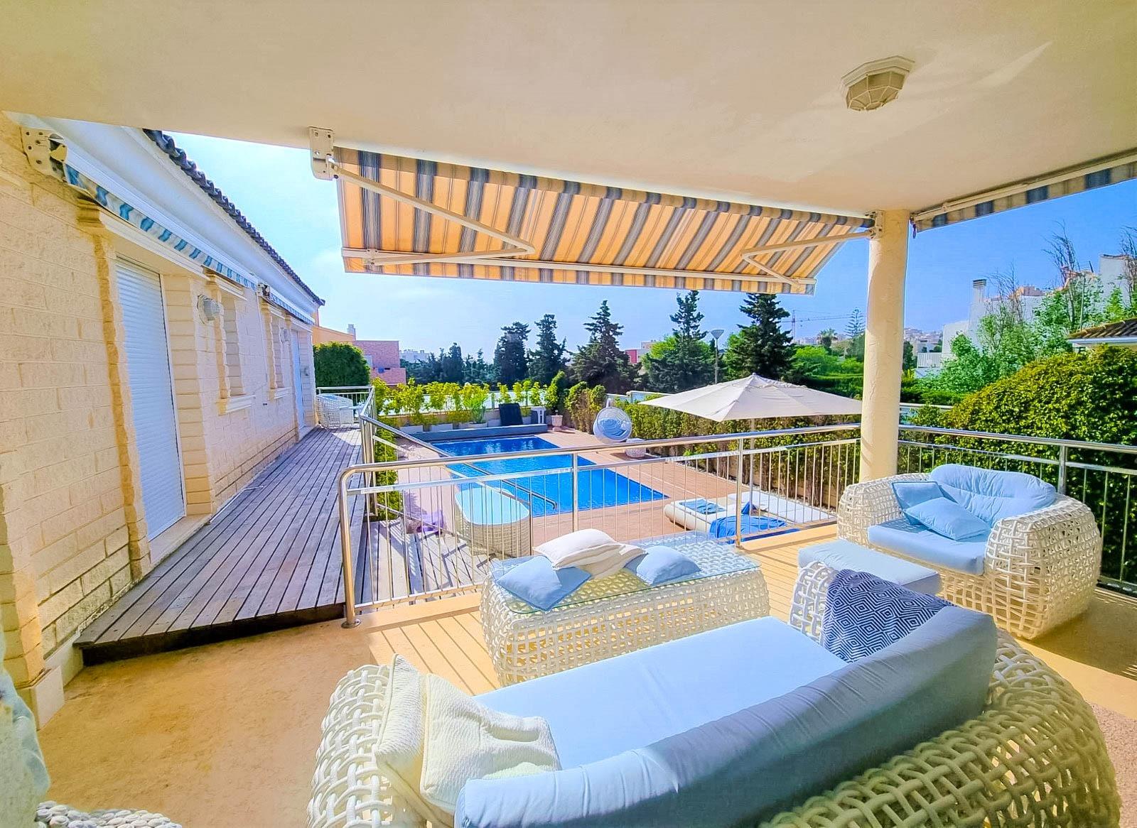 5-Bedroom Villa in La Mata, Torrevieja - Image 39