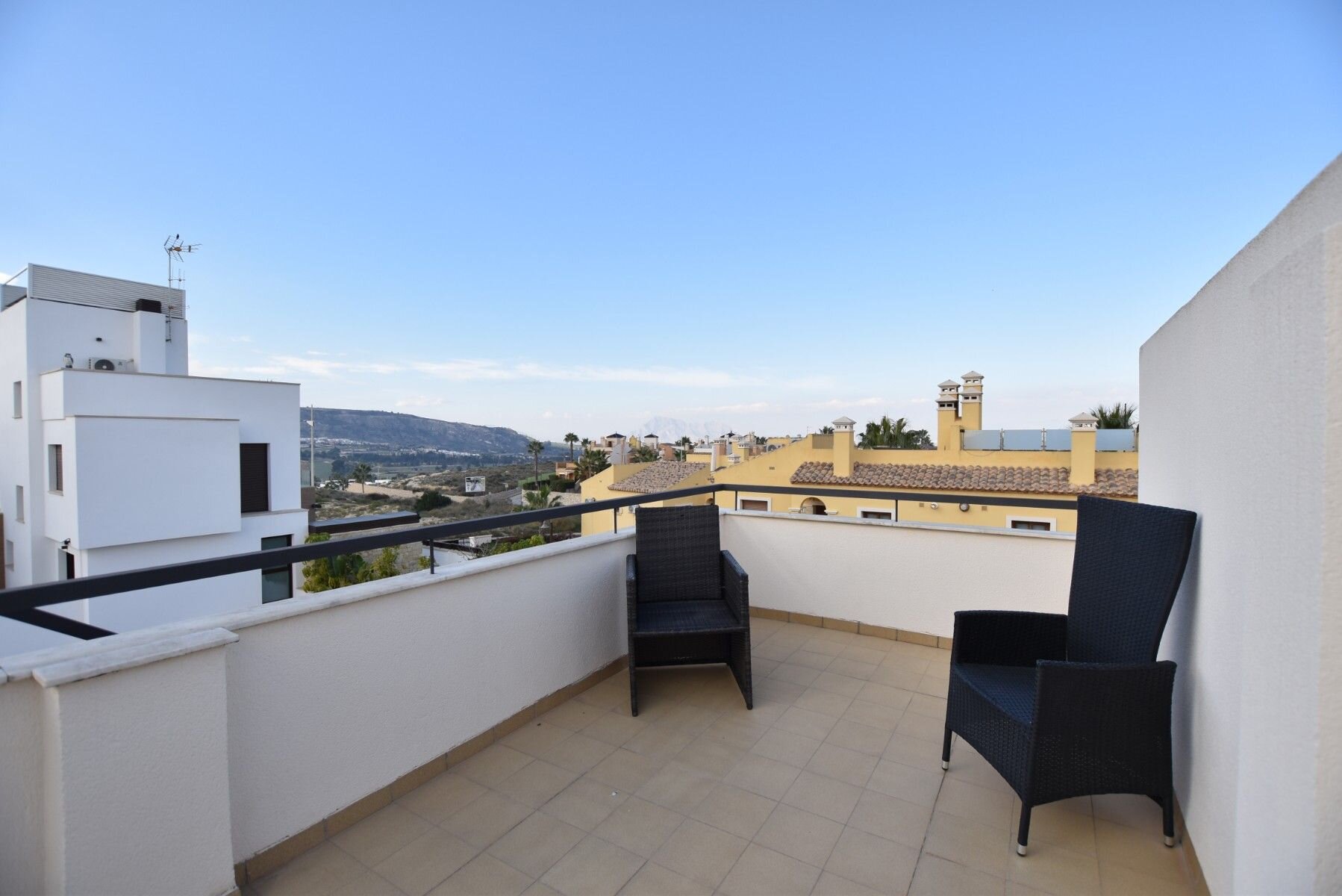 3-Bedroom Villa in Comunidad Valenciana, Algorfa - Image 27