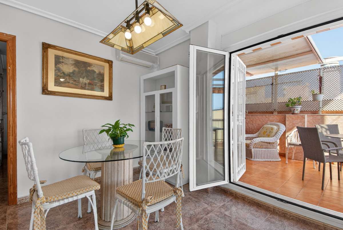 2-Bedroom Apartment in La Puntica, Lo Pagan - Image 13