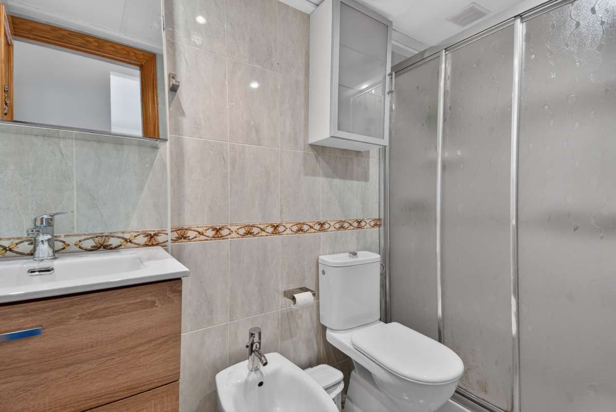 2-Bedroom Apartment in La Puntica, Lo Pagan - Image 18