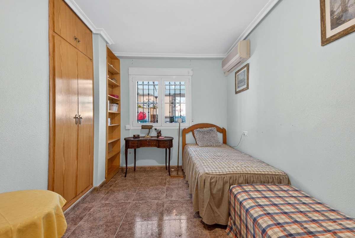 2-Bedroom Apartment in La Puntica, Lo Pagan - Image 20