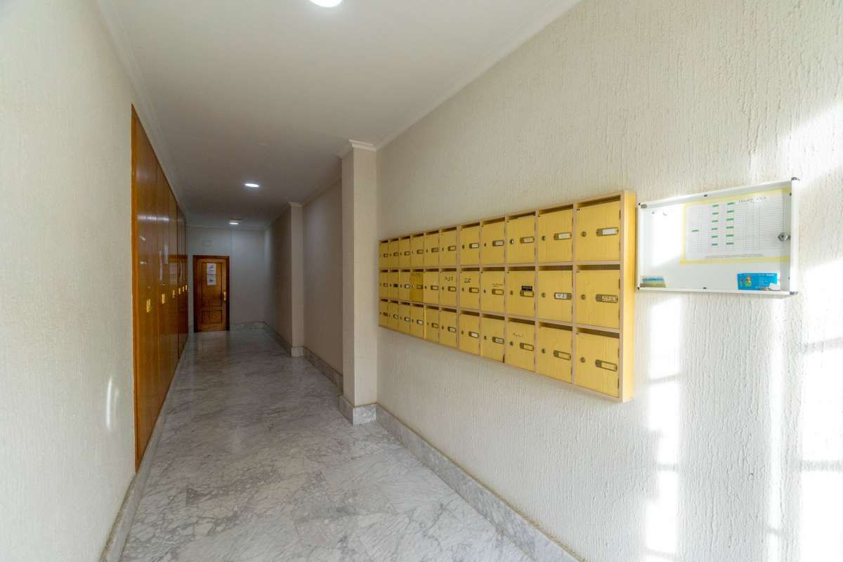 2-Bedroom Apartment in La Puntica, Lo Pagan - Image 22