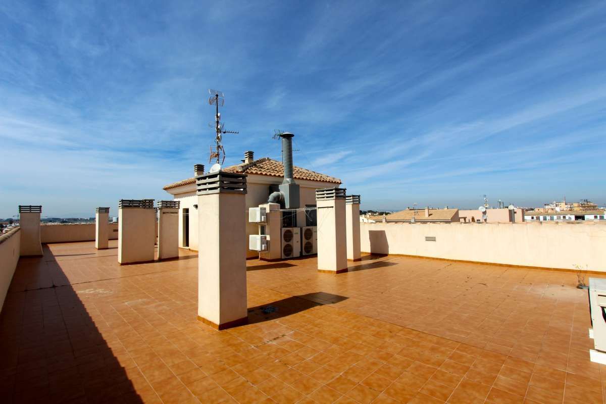 2-Bedroom Apartment in La Puntica, Lo Pagan - Image 23