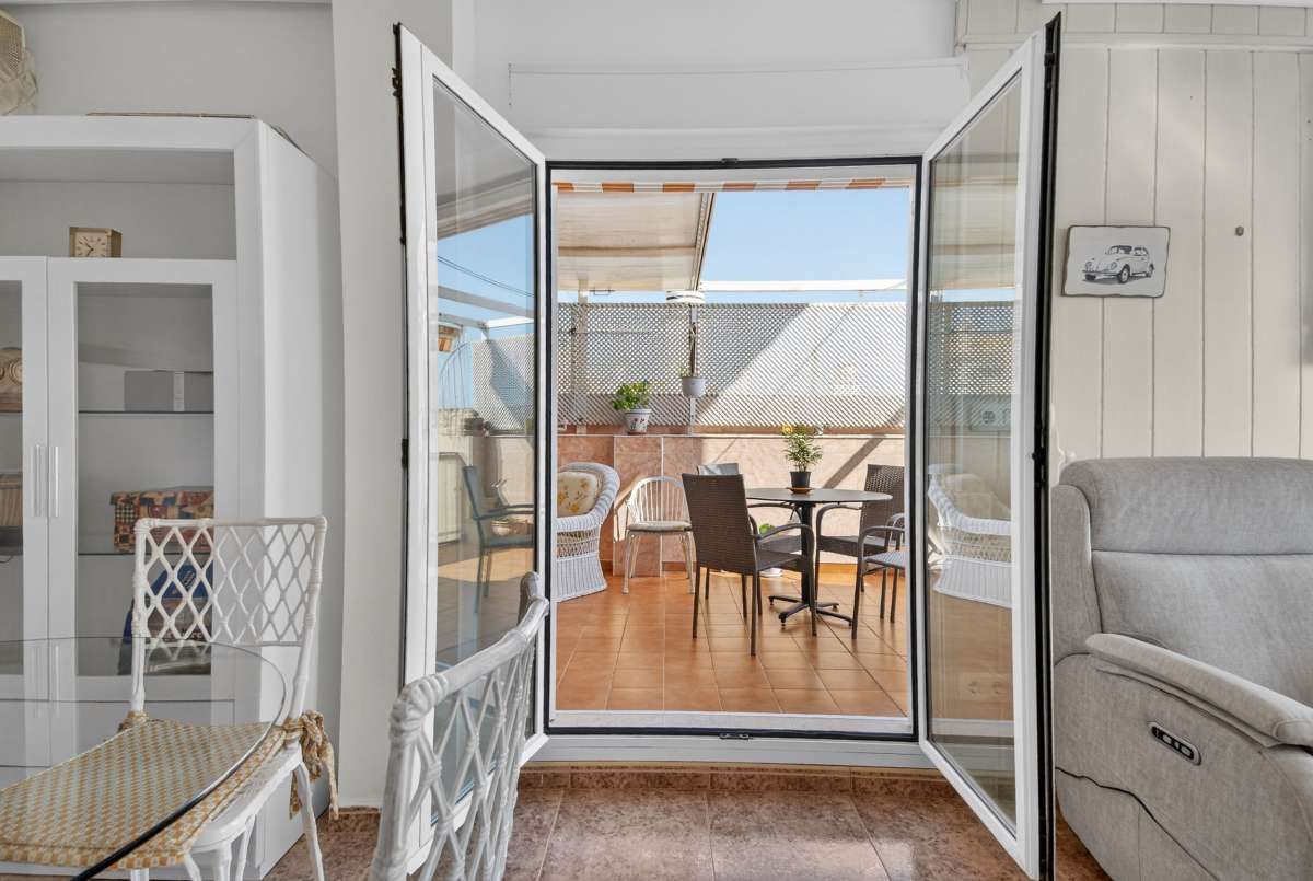 2-Bedroom Apartment in La Puntica, Lo Pagan - Image 6