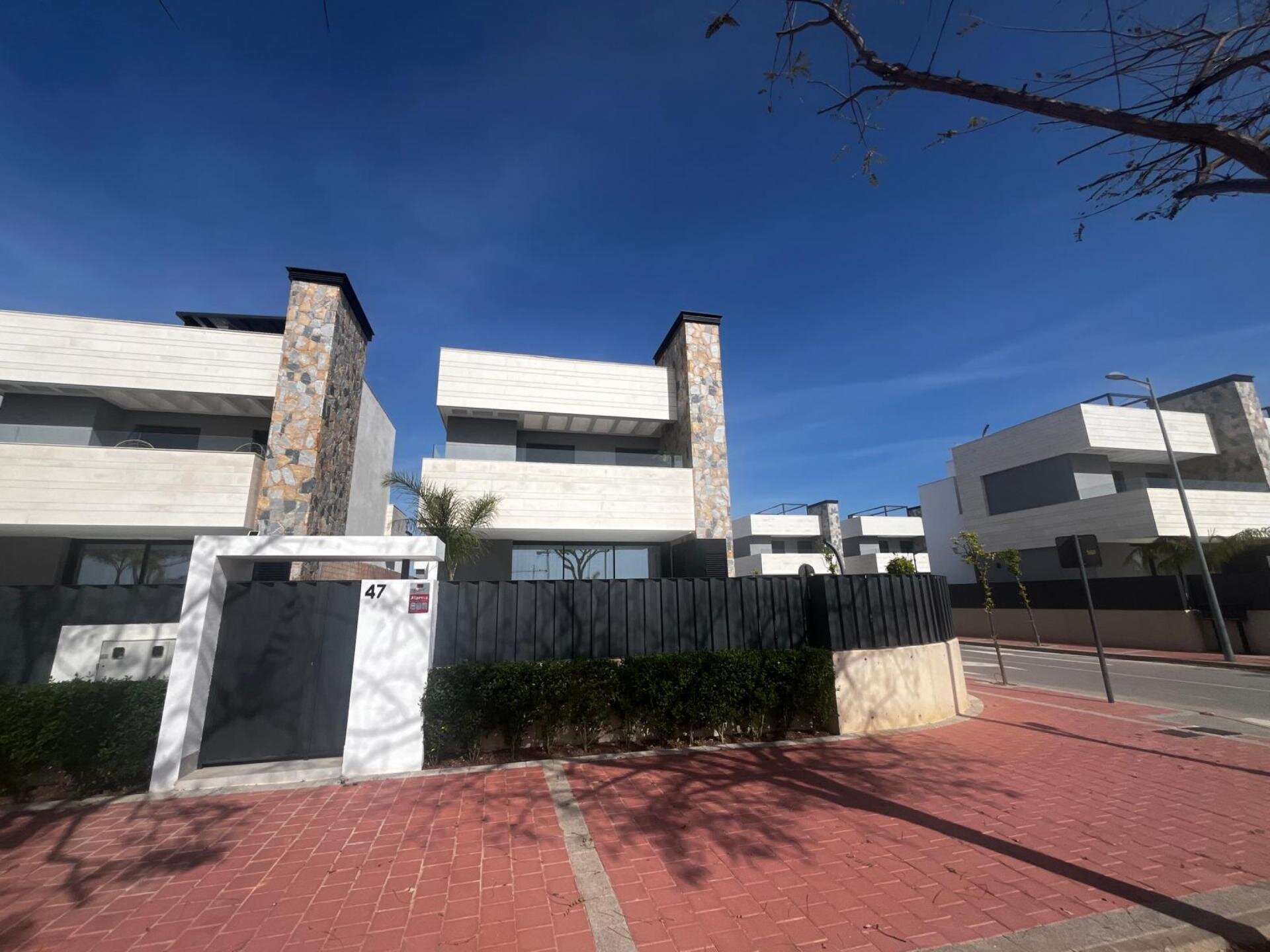 4-Bedroom Villa in Dolores de Pacheco-Santa Rosalía, Los Alcázares - Image 37