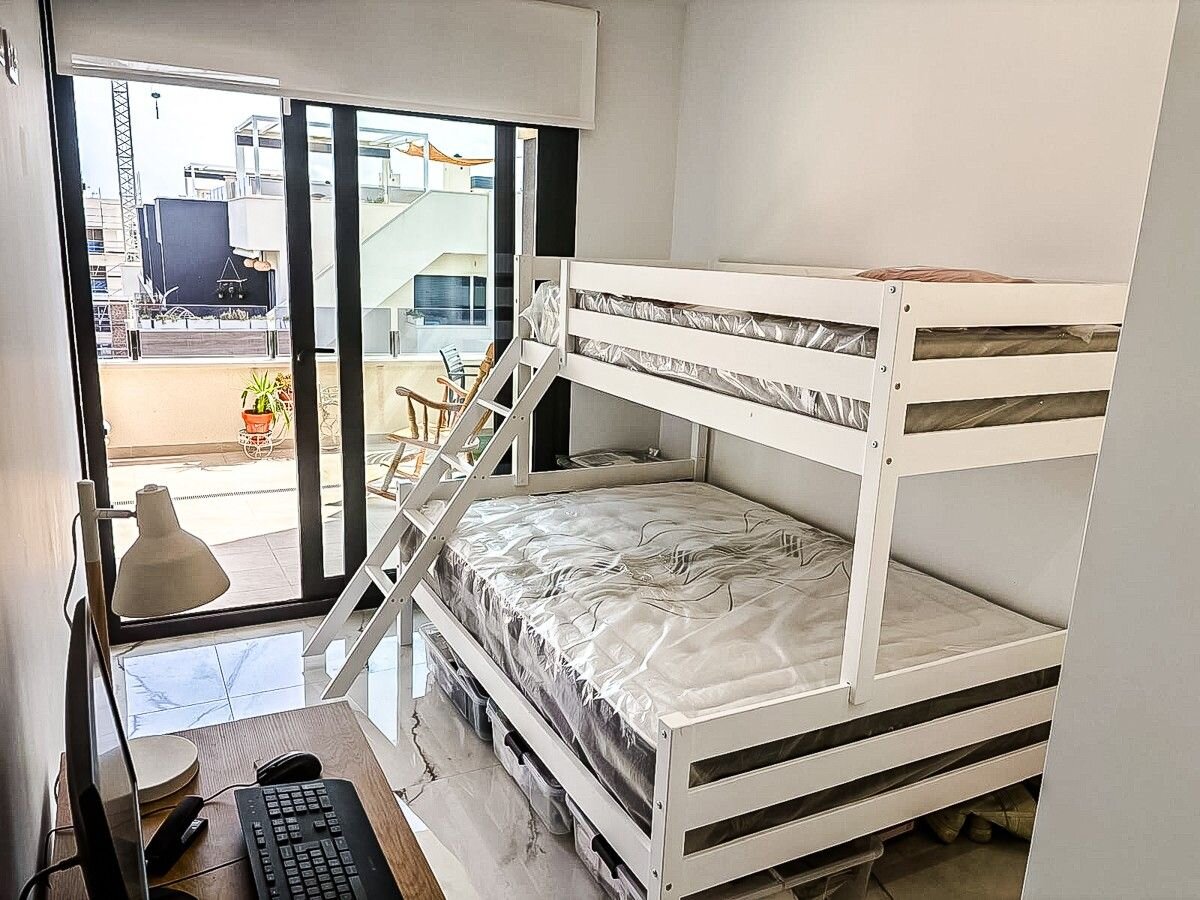 2-Bedroom Penthouse in Pau 26, Orihuela Costa - Image 16