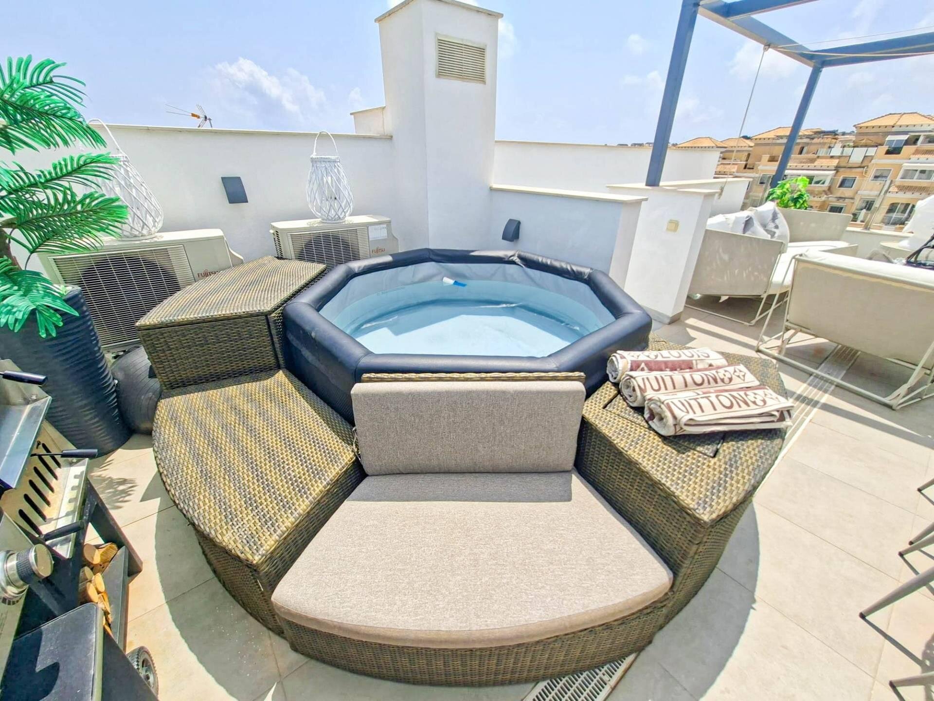 3-Bedroom Villa in Pau 26, Orihuela Costa - Image 21