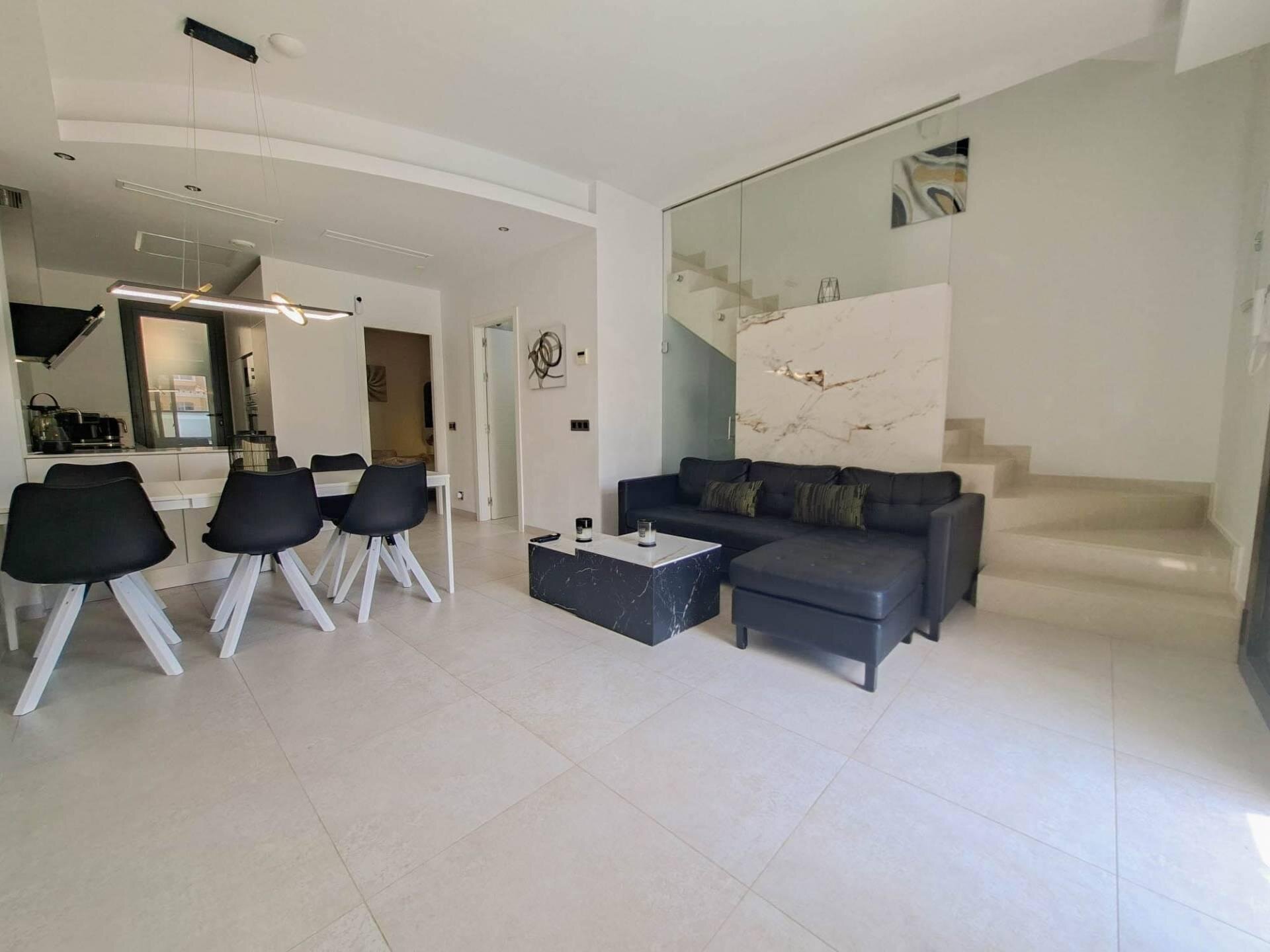3-Bedroom Villa in Pau 26, Orihuela Costa - Image 3