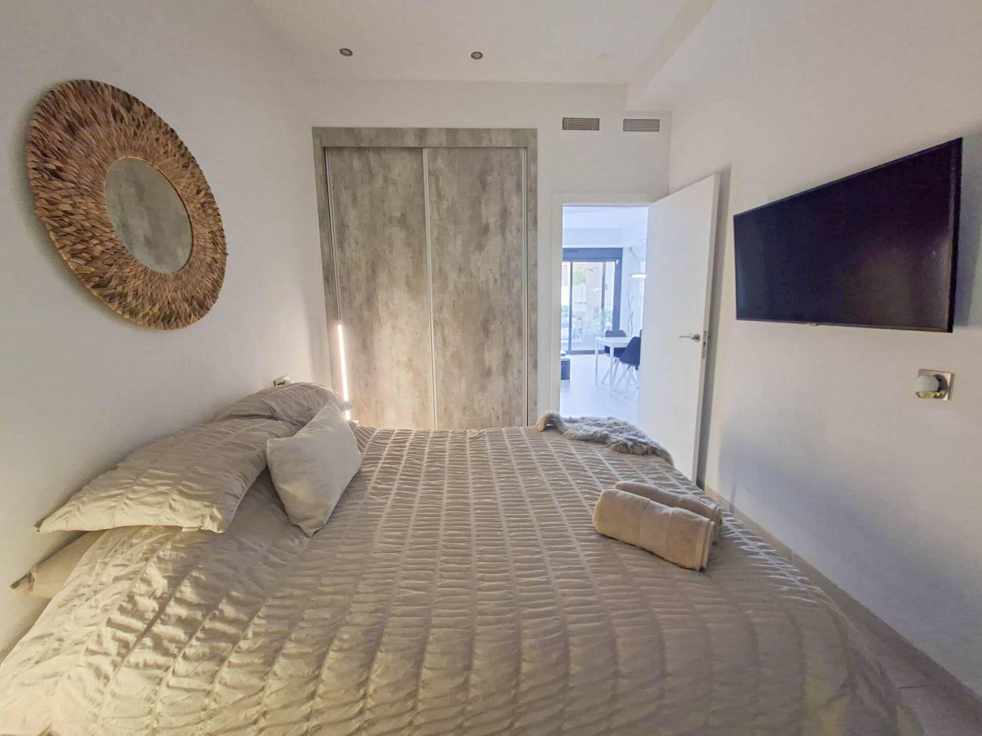 3-Bedroom Villa in Pau 26, Orihuela Costa - Image 9