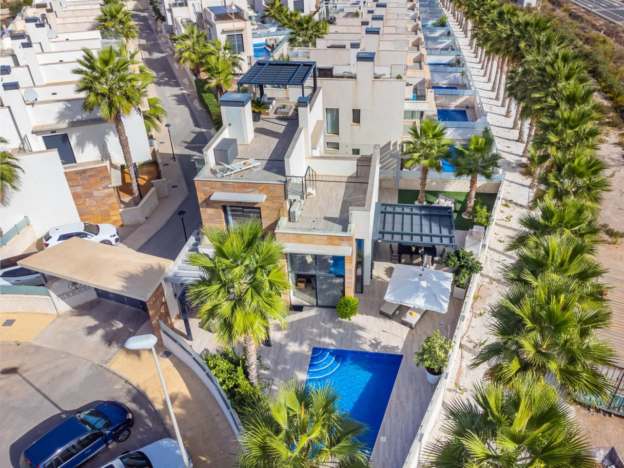 5-Bedroom Villa in Cabo Roig | Sunny Casas - Costa Blanc... - Image 12