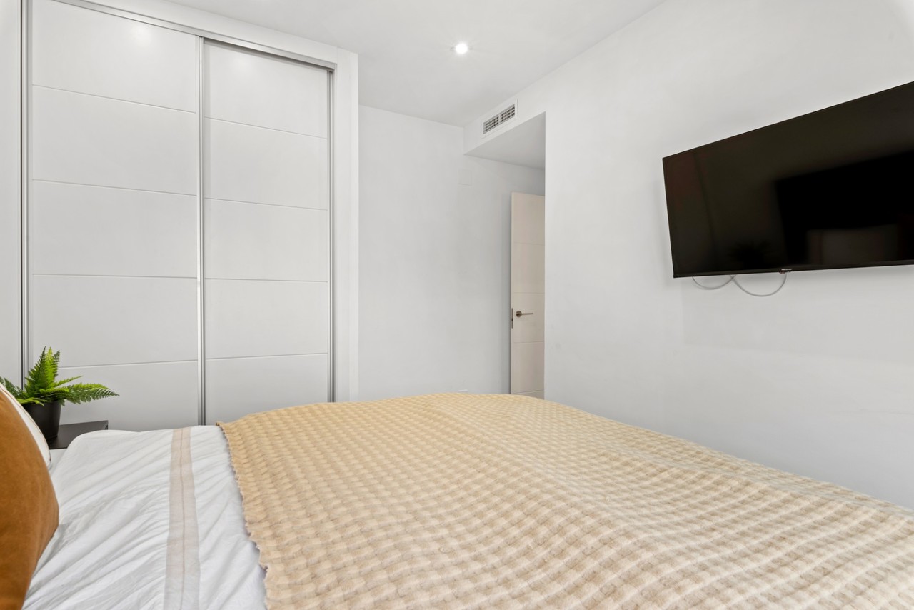 5-Bedroom Villa in Cabo Roig | Sunny Casas - Costa Blanc... - Image 24