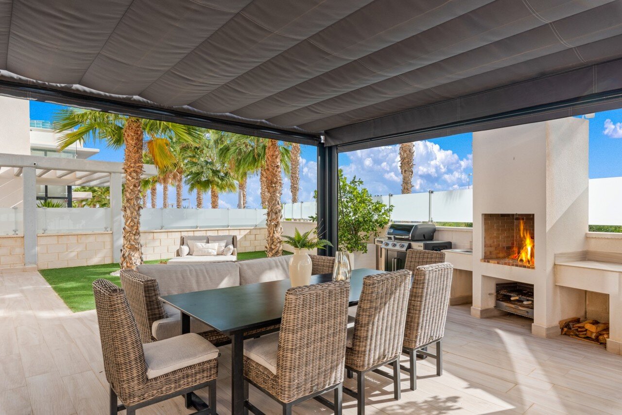 5-Bedroom Villa in Cabo Roig, Cabo Roig - Image 4