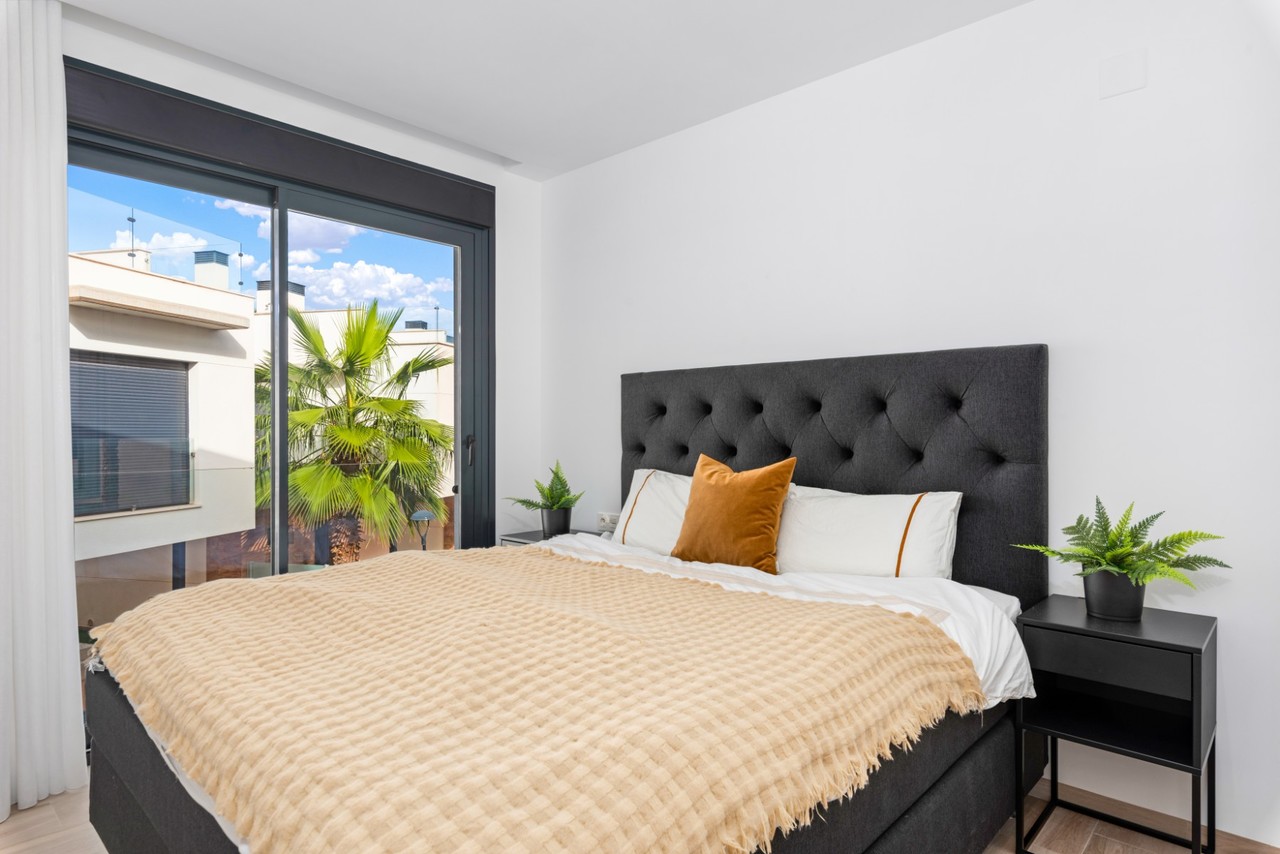 5-Bedroom Villa in Cabo Roig | Sunny Casas - Costa Blanc... - Image 7