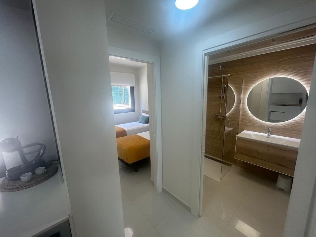 2-Bedroom Apartment in La Siesta, Torrevieja - Image 15
