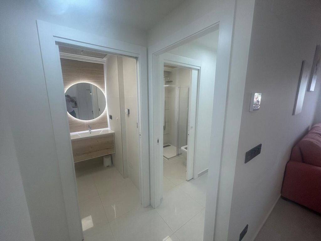 2-Bedroom Apartment in La Siesta, Torrevieja - Image 16