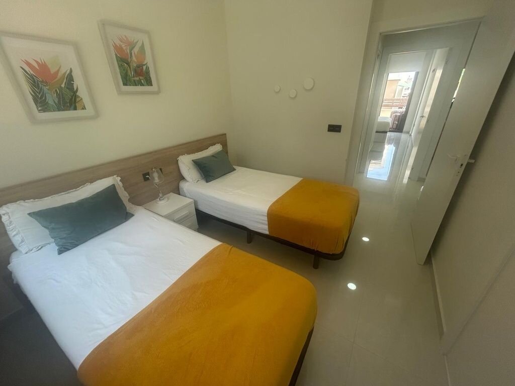 2-Bedroom Apartment in La Siesta, Torrevieja - Image 20