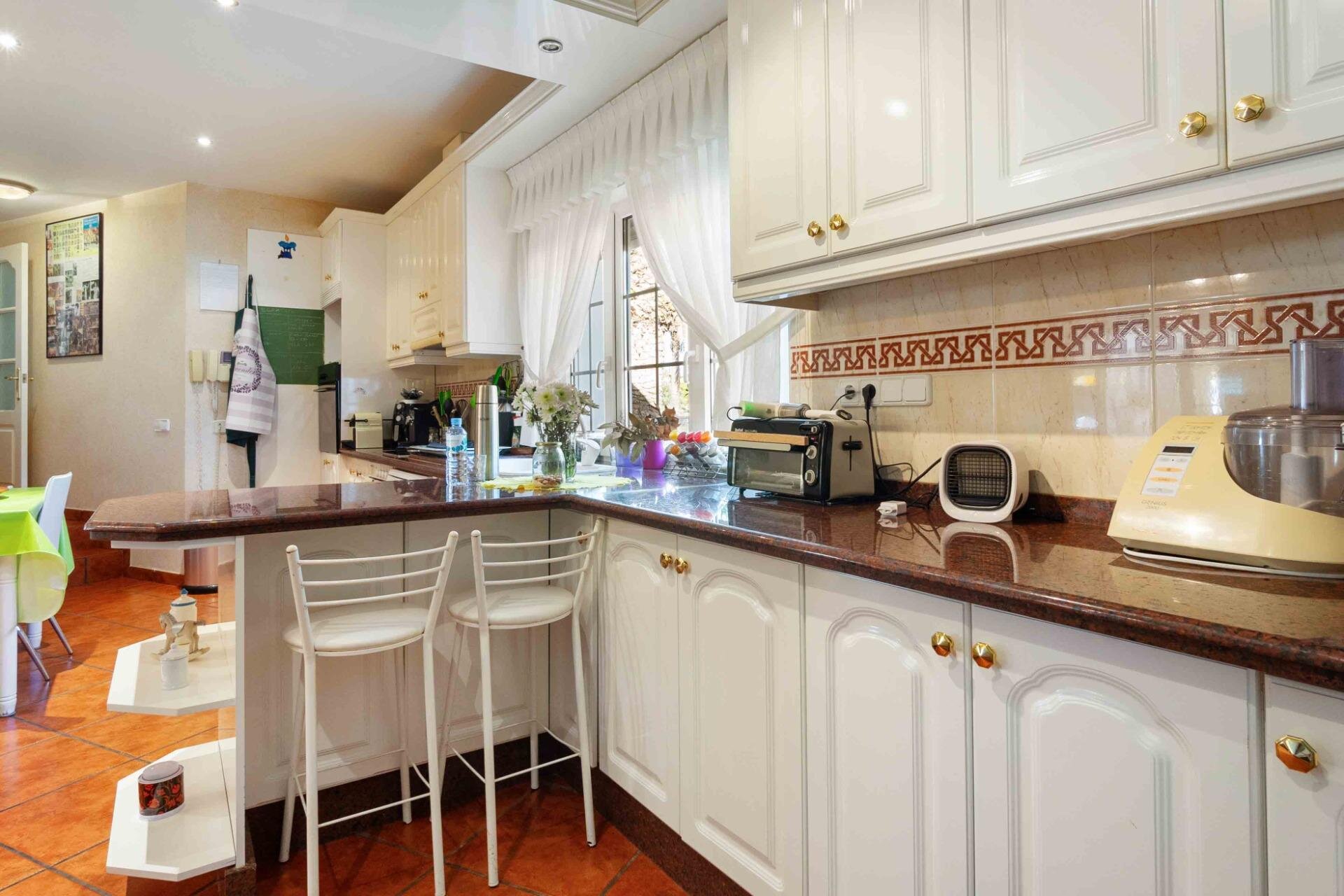 3-Bedroom Villa in Costa Blanca, Cabo Roig - Image 13