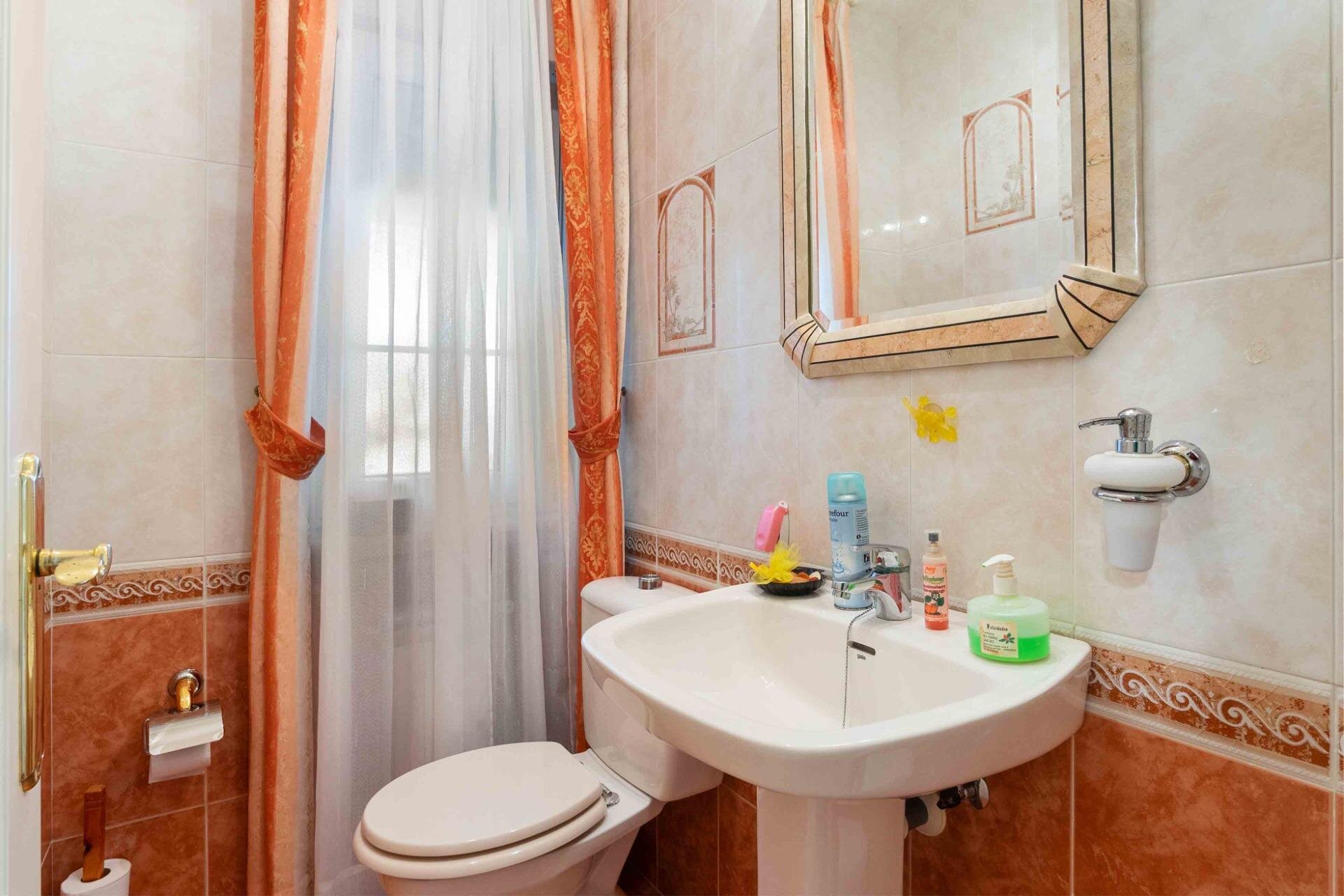 3-Bedroom Villa in Costa Blanca, Cabo Roig - Image 23