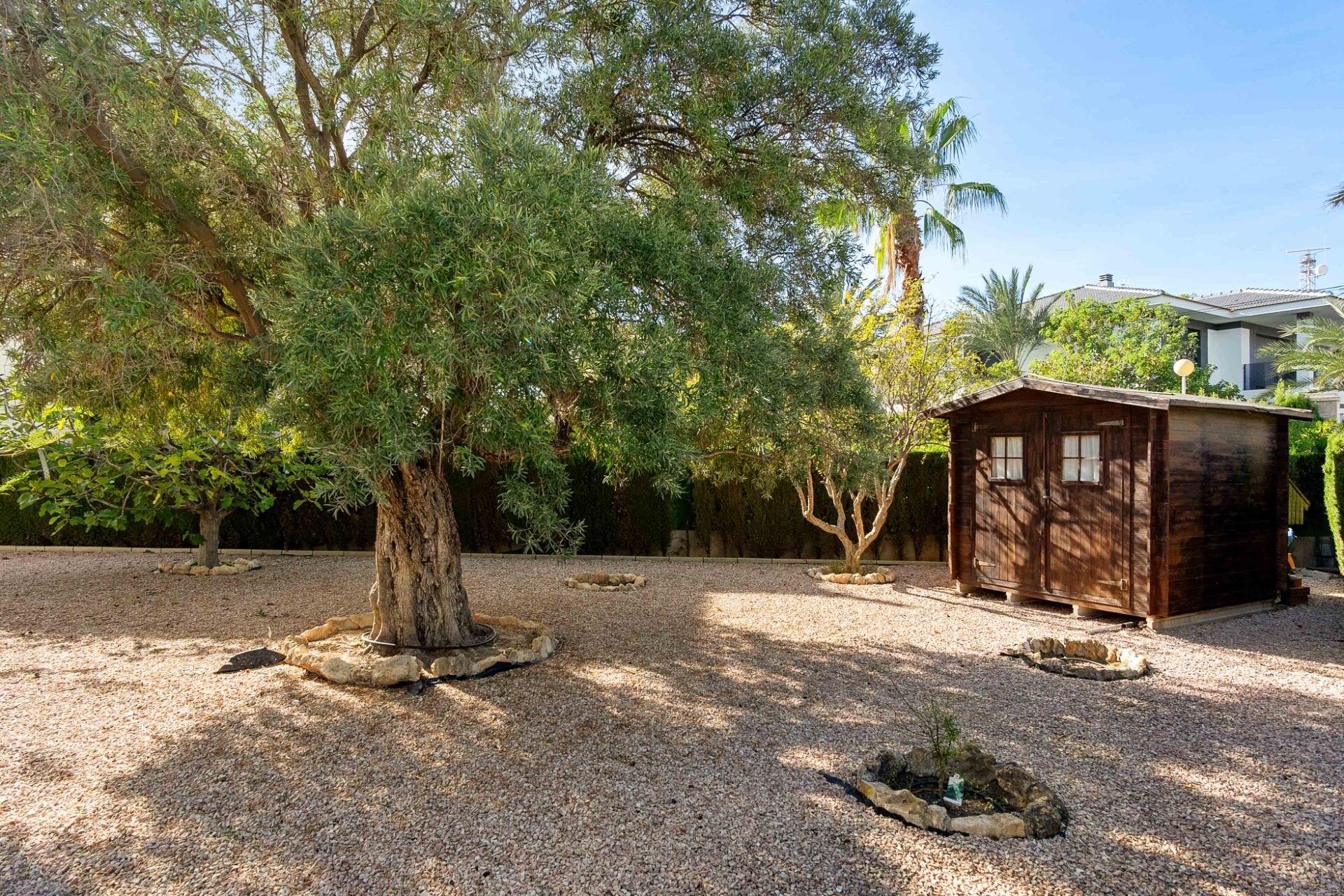 3-Bedroom Villa in Costa Blanca, Cabo Roig - Image 42
