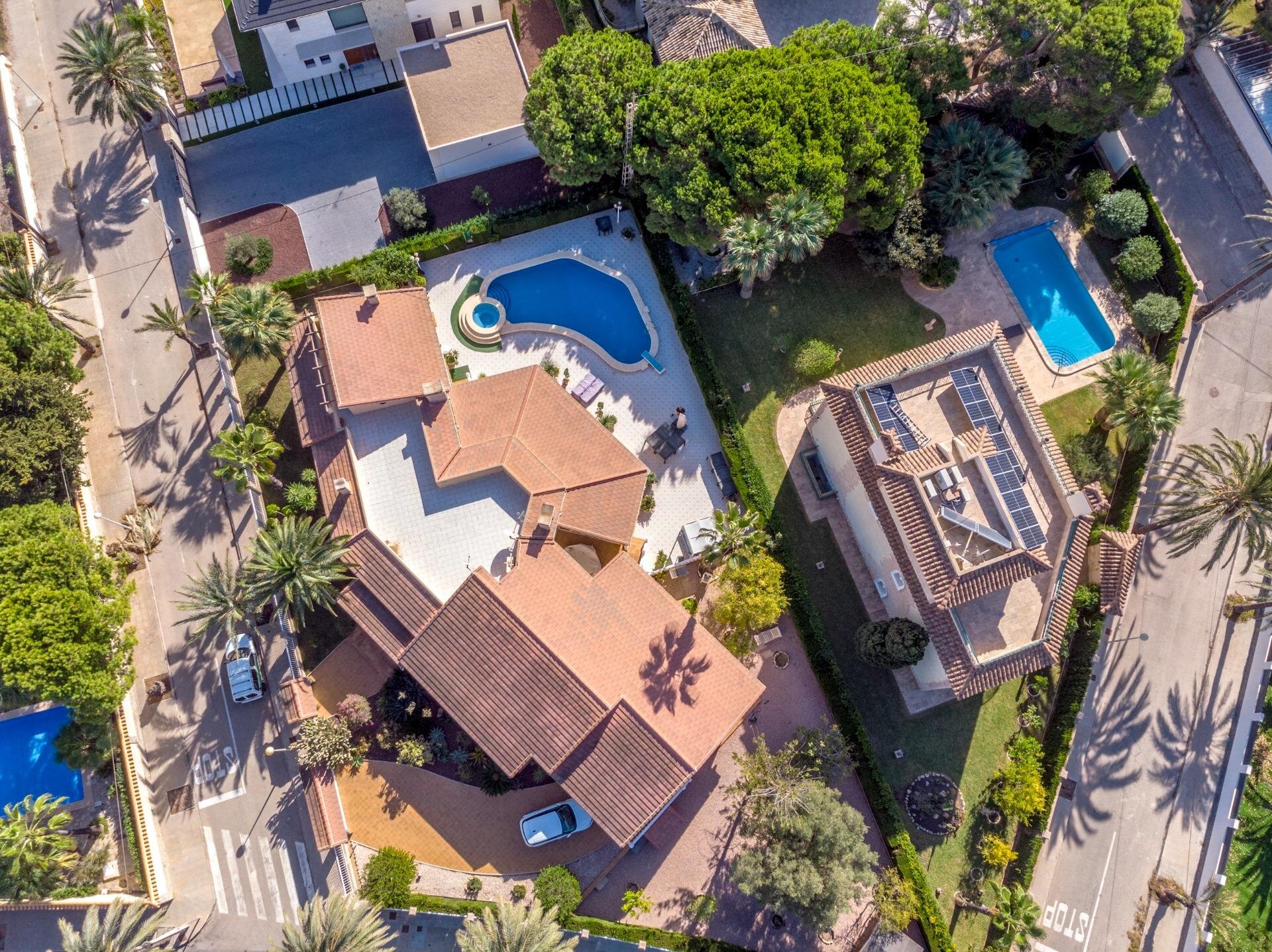 3-Bedroom Villa in Costa Blanca, Cabo Roig - Image 5