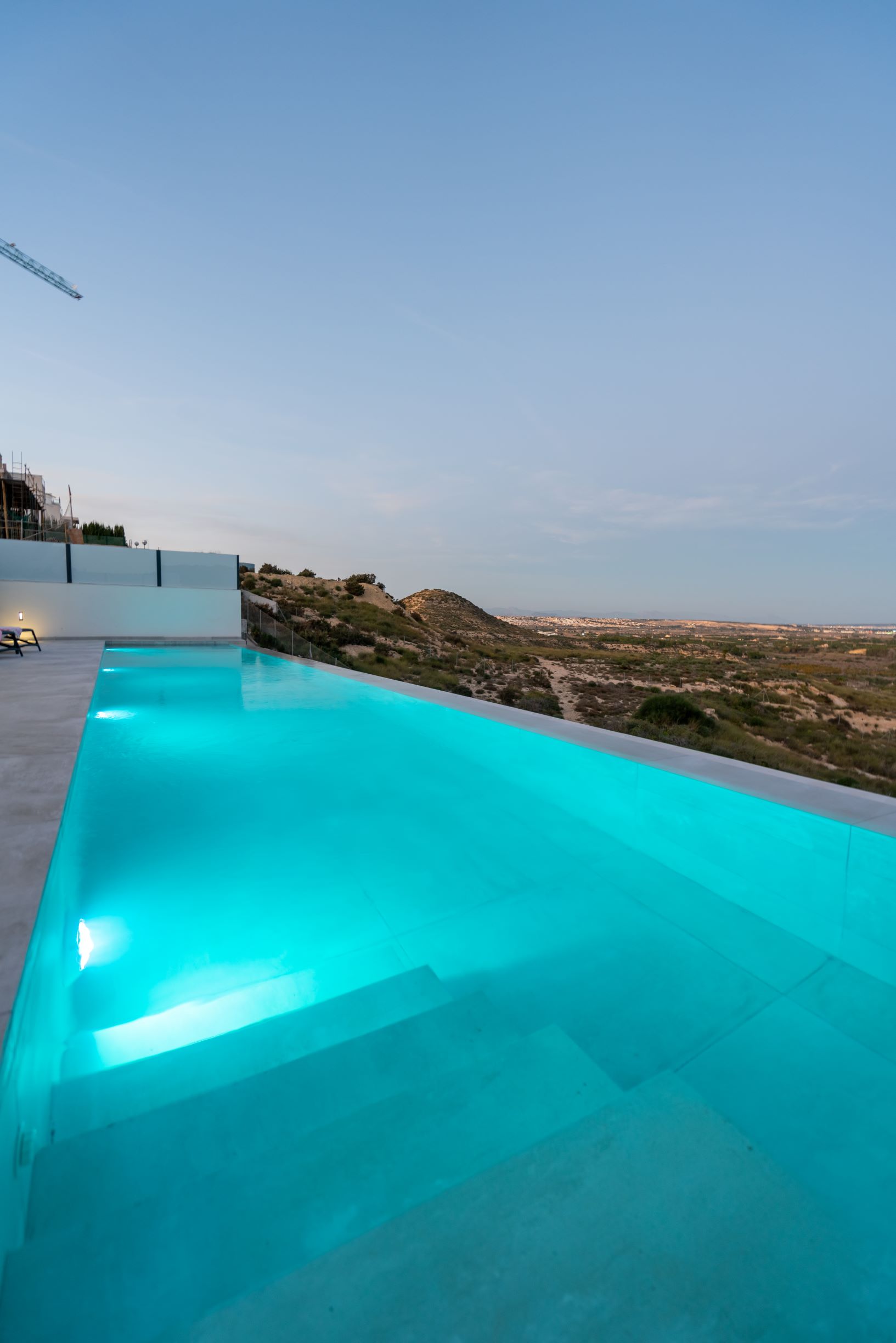 4-Bedroom Villa in Rojales - Image 5