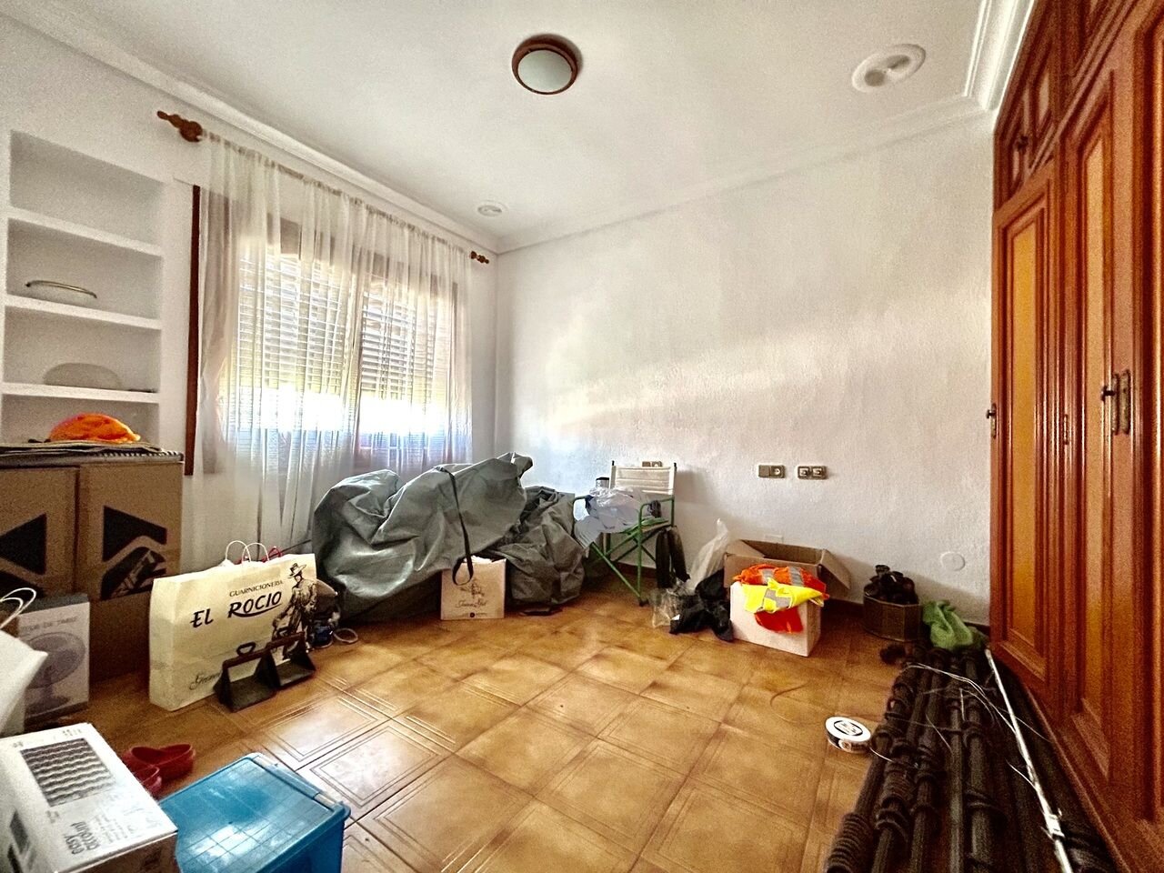 4-Bedroom Villa in Centro, Santiago de la Ribera - Image 17
