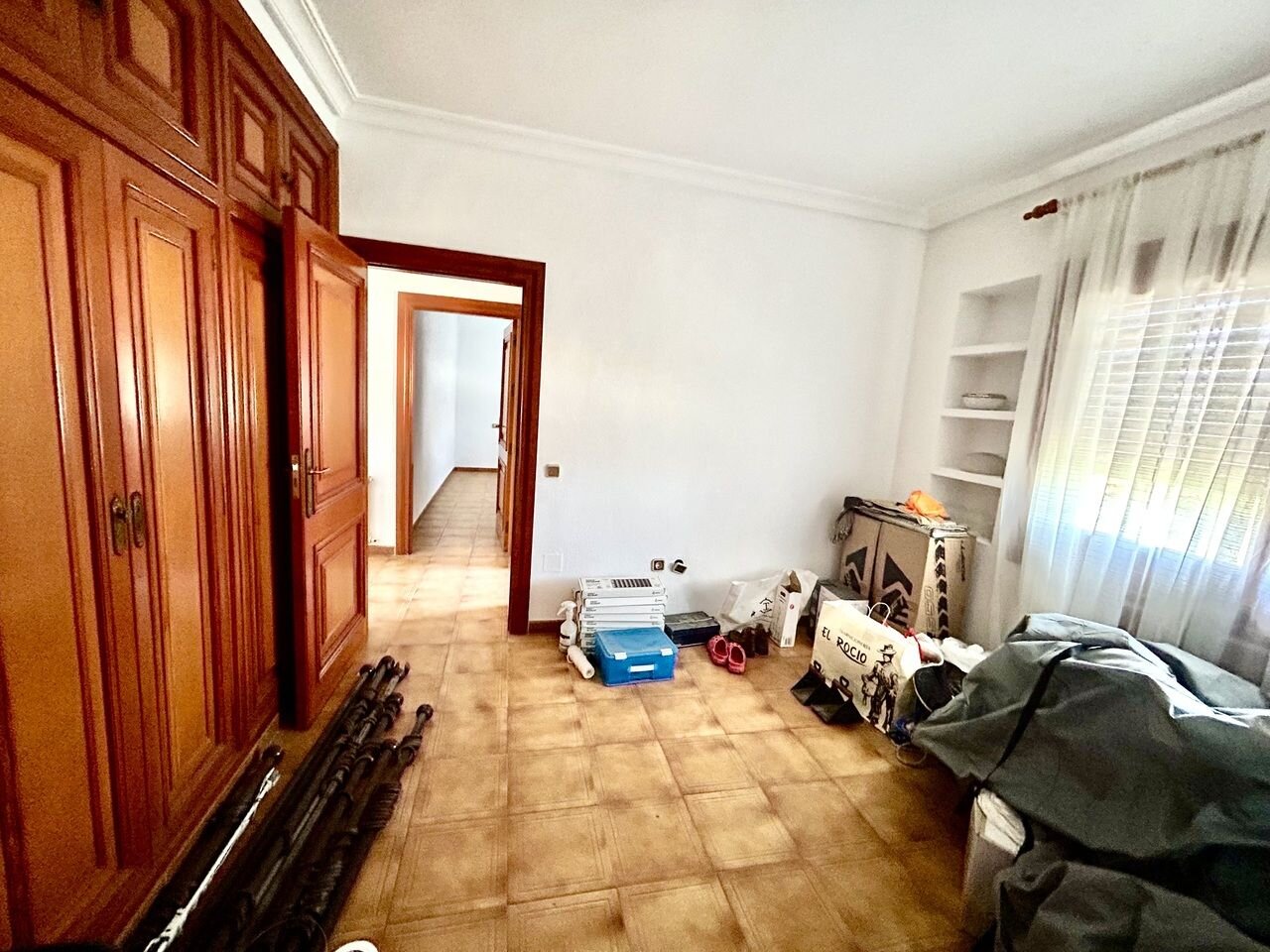 4-Bedroom Villa in Centro, Santiago de la Ribera - Image 18