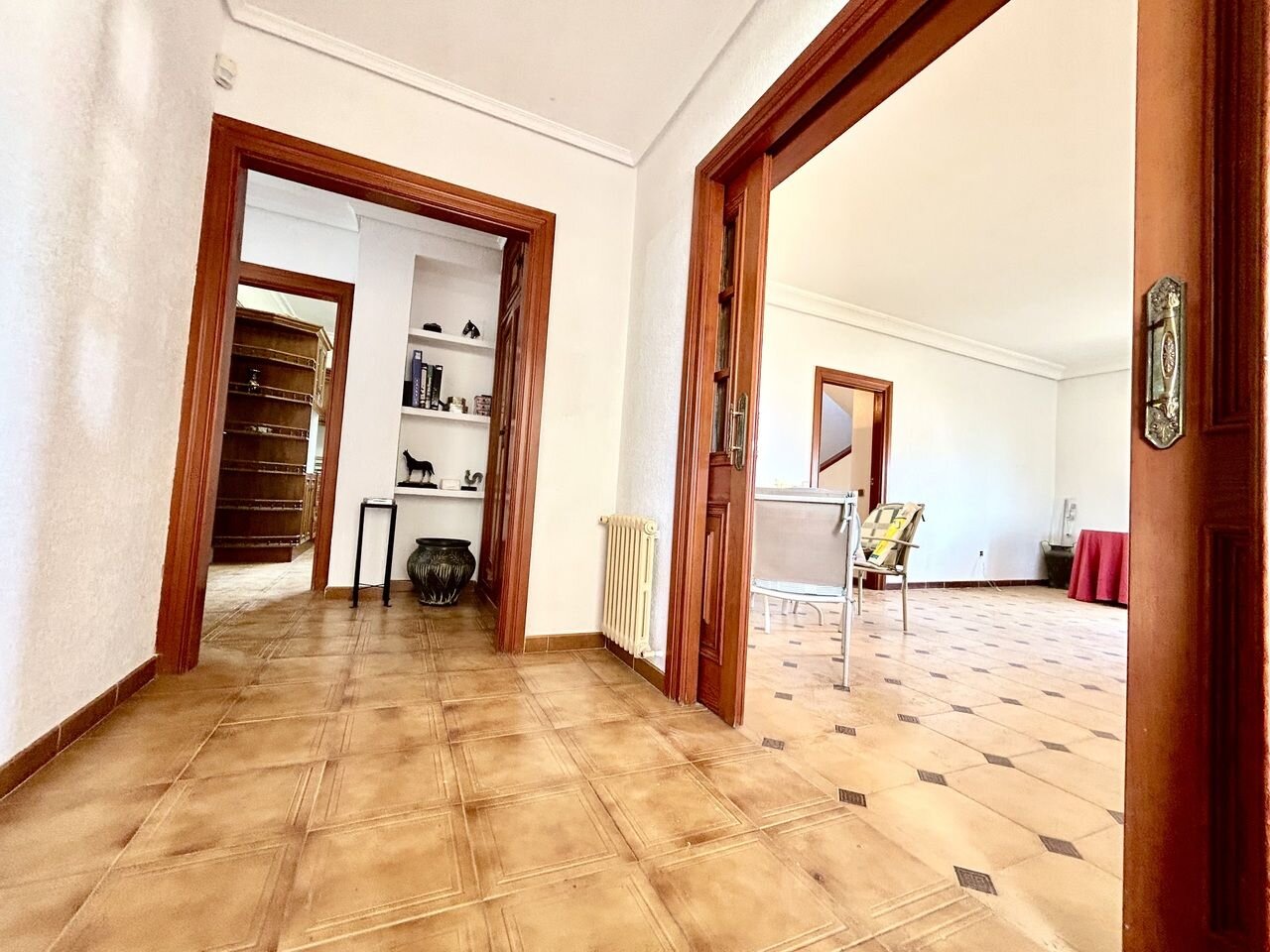 4-Bedroom Villa in Centro, Santiago de la Ribera - Image 30