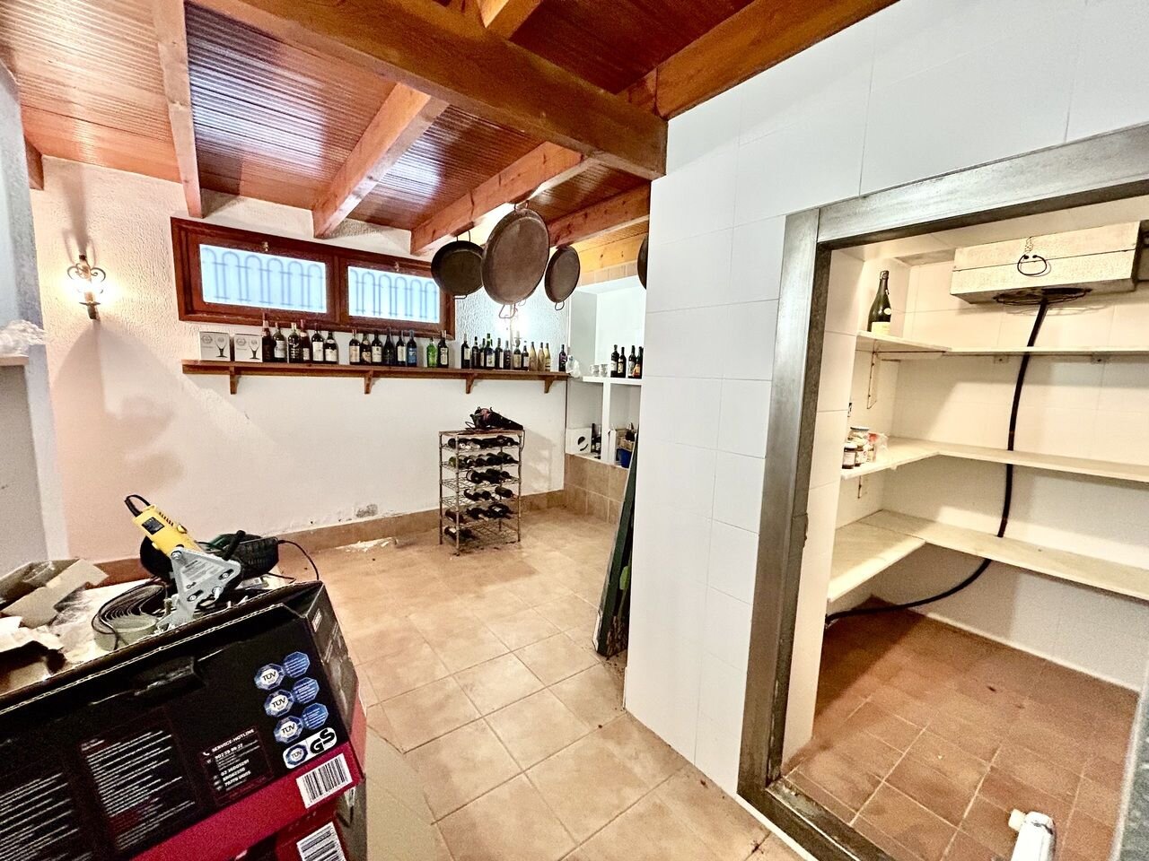 4-Bedroom Villa in Centro, Santiago de la Ribera - Image 39