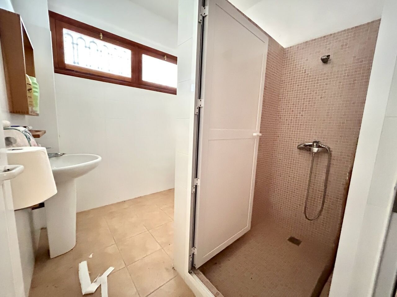 4-Bedroom Villa in Centro, Santiago de la Ribera - Image 41