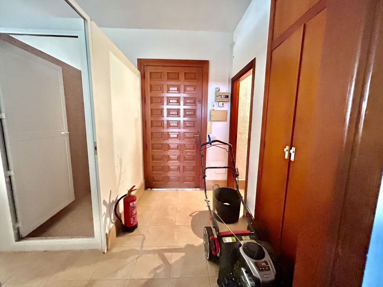 4-Bedroom Villa in Centro, Santiago de la Ribera - Image 42