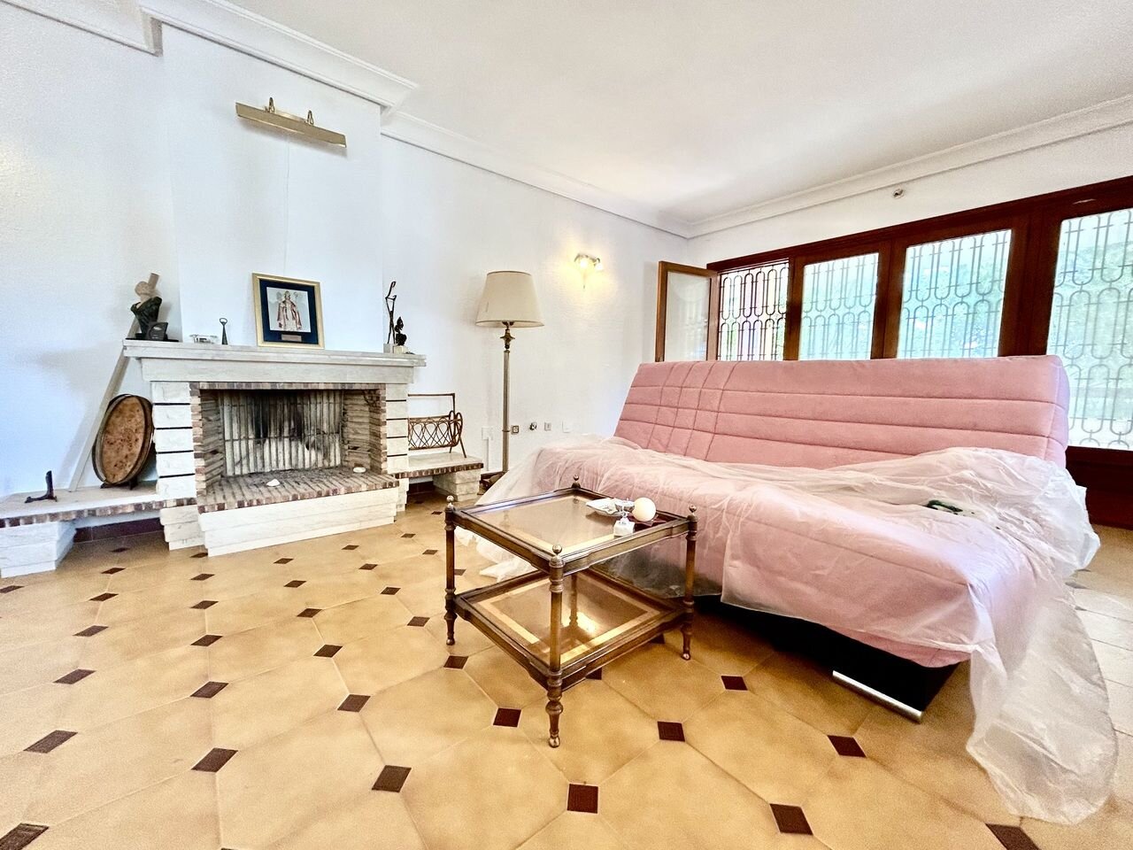 4-Bedroom Villa in Centro, Santiago de la Ribera - Image 9