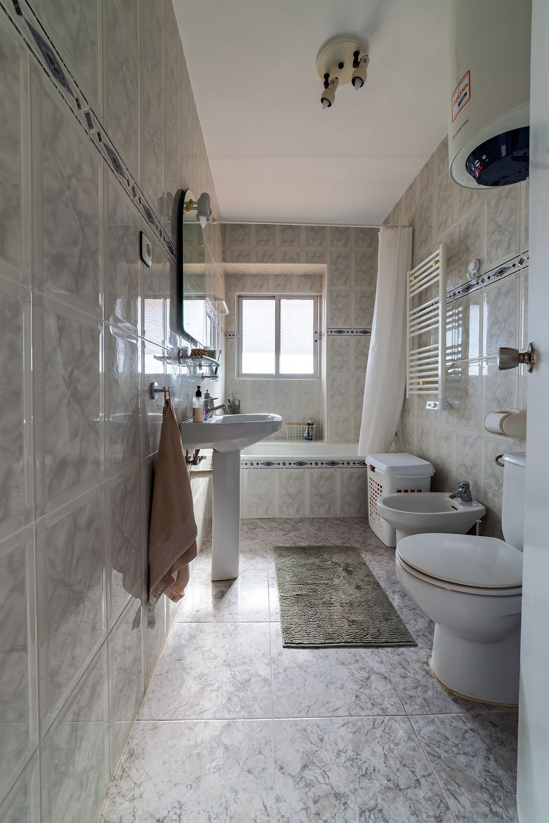 Tussenwoning met 2 Slaapkamers in Punta Prima, Orihuela C... - Image 9