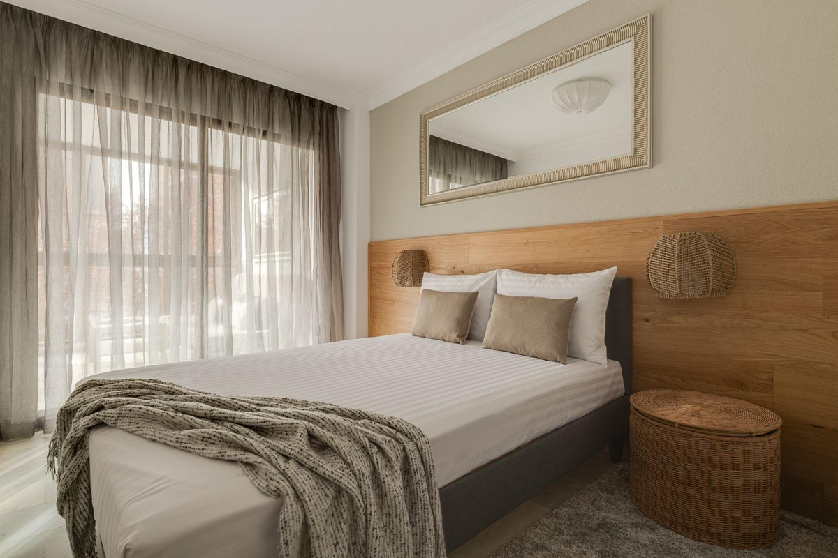 1-Bedroom Middle Floor Apartment in Benidorm | Sunny Cas... - Image 6