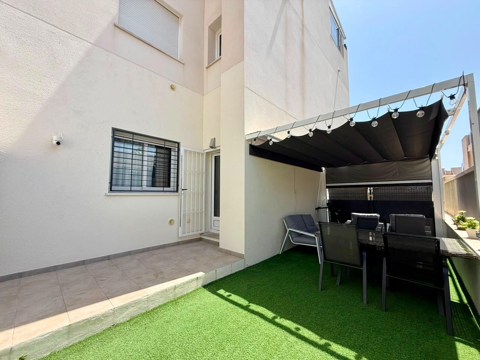 2-Bedroom Apartment in Aguas Nuevas, Torrevieja - Image 20