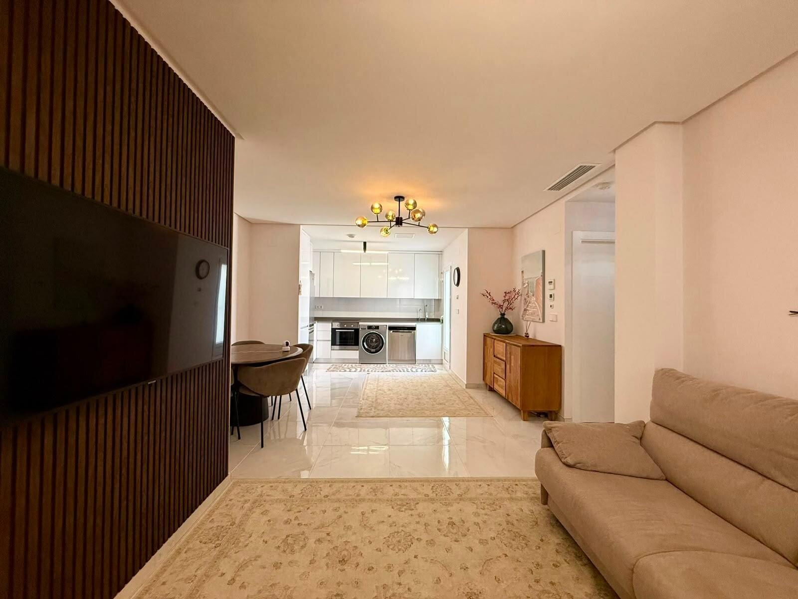2-Bedroom Apartment in Aguas Nuevas, Torrevieja - Image 28