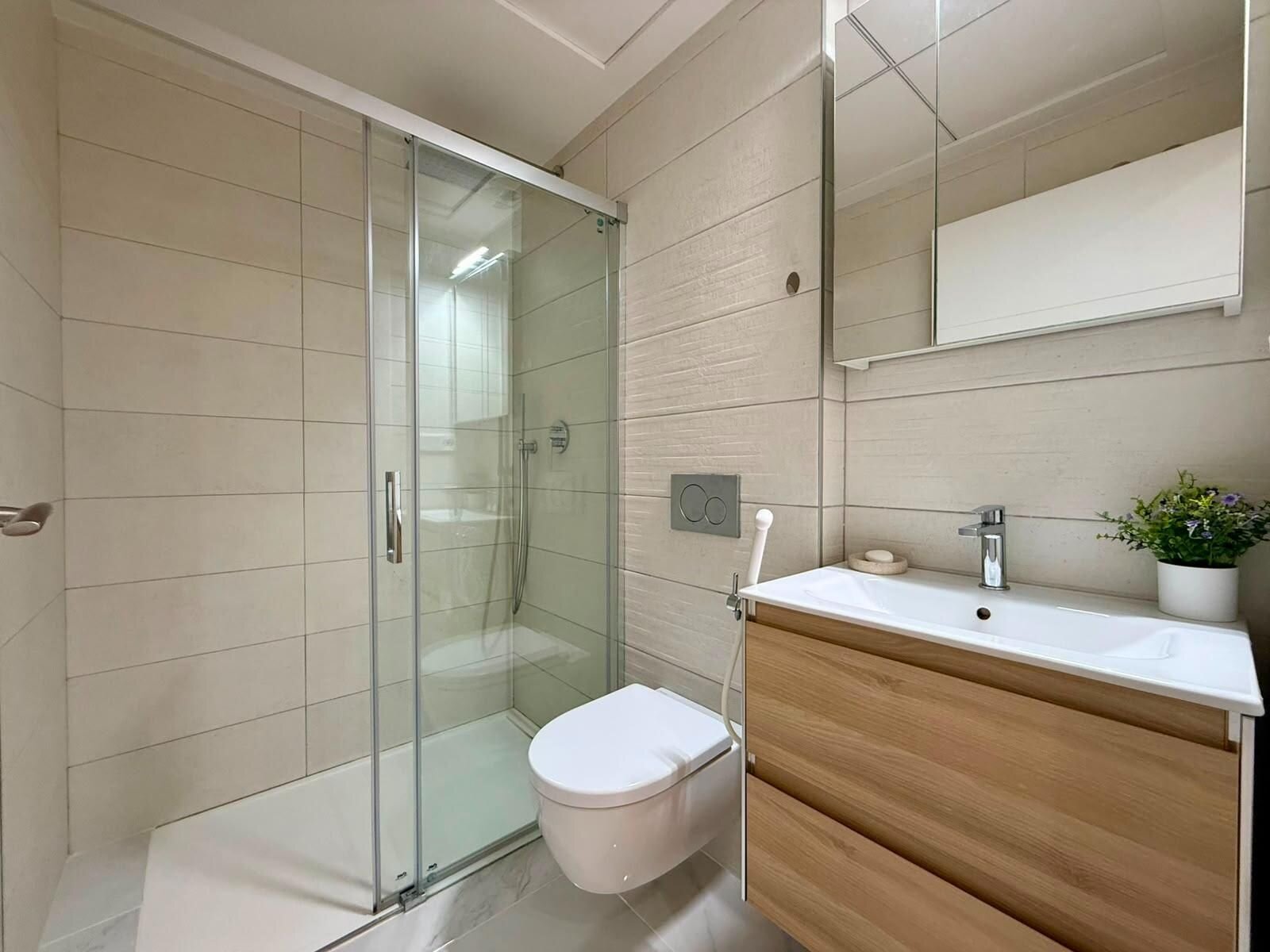2-Bedroom Apartment in Aguas Nuevas, Torrevieja - Image 29