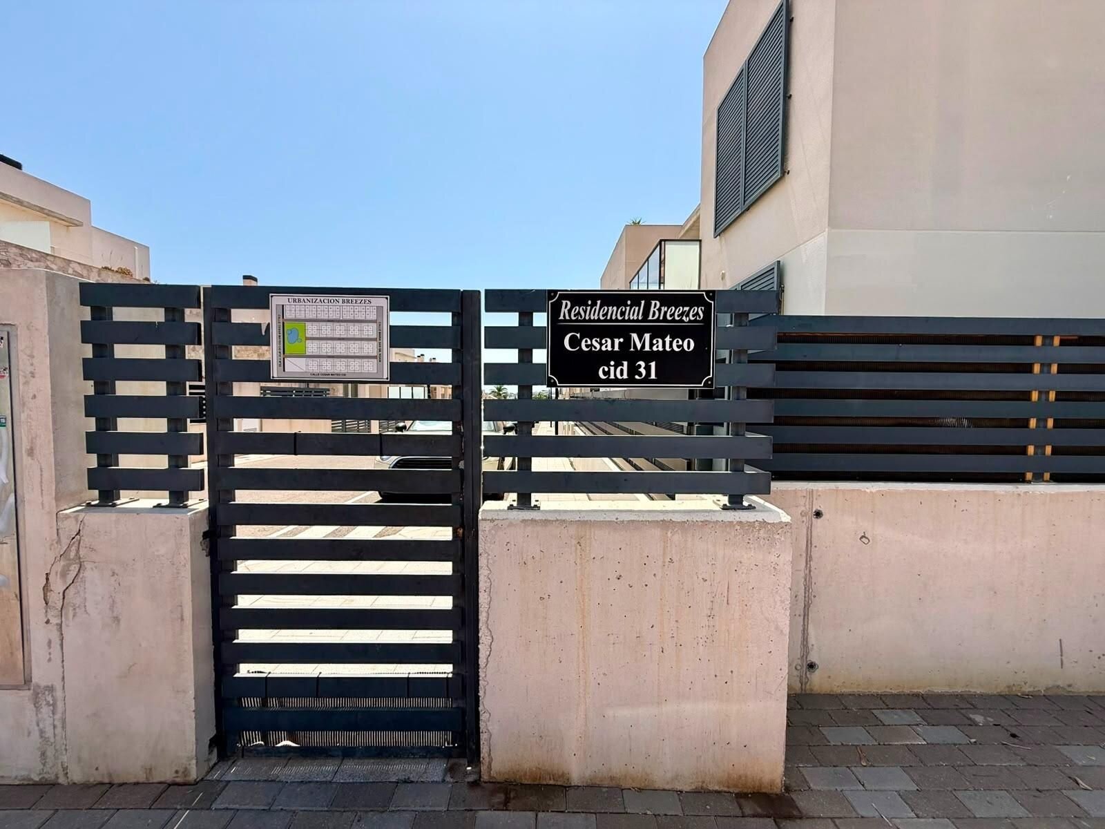 2-Bedroom Apartment in Aguas Nuevas, Torrevieja - Image 49