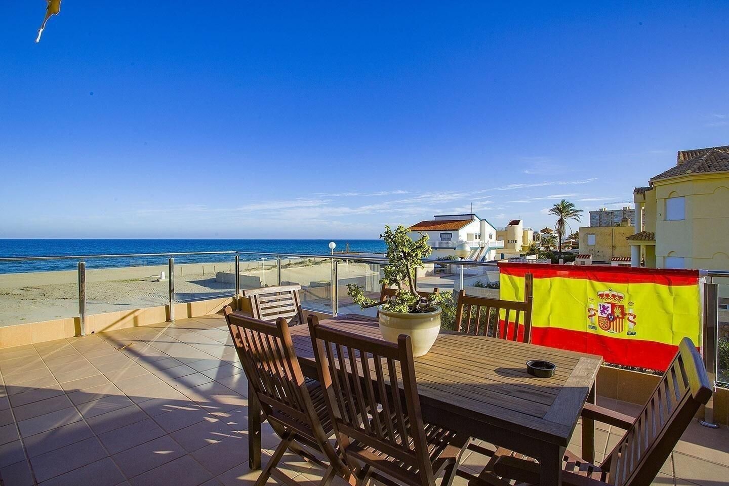 9-Bedroom Villa in La Manga del Mar Menor - Image 13