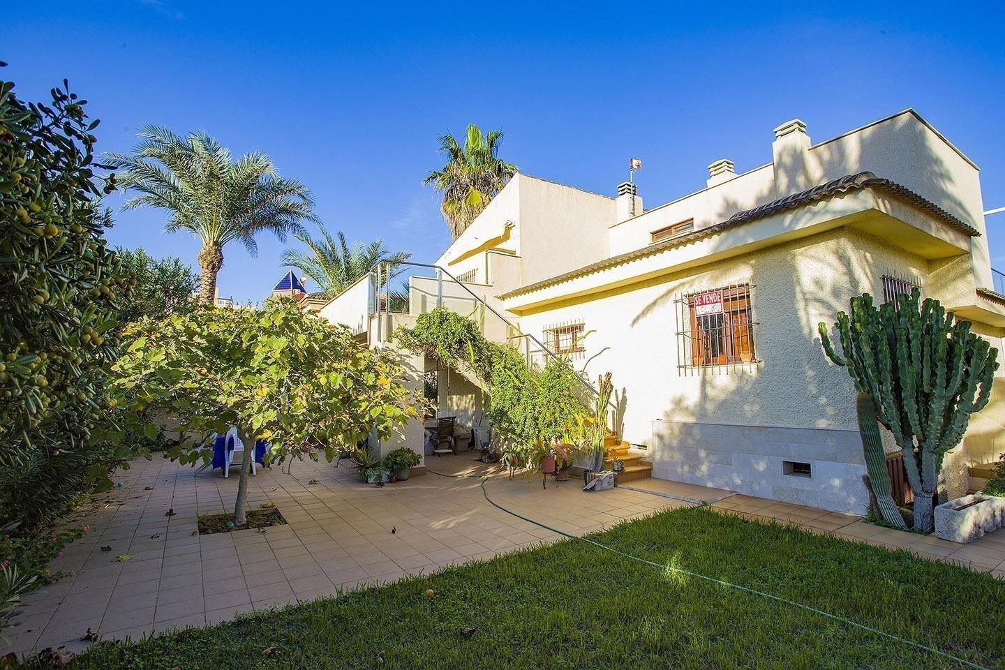 9-Bedroom Villa in La Manga del Mar Menor - Image 5
