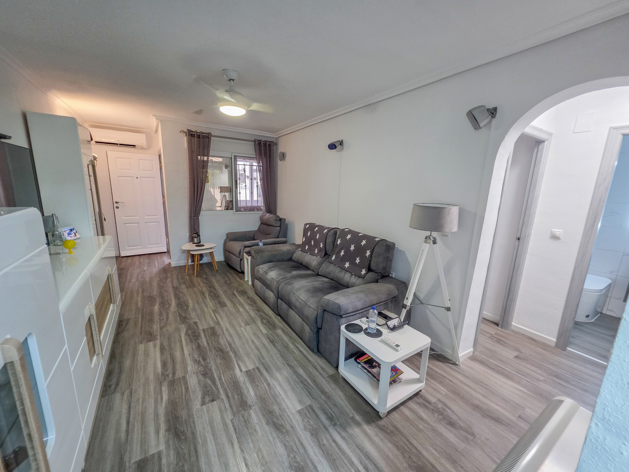 2-Zimmer Wohnung in Jacarilla - Image 1