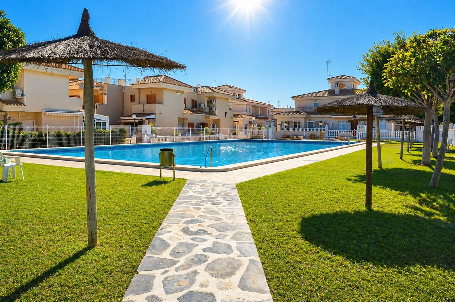 2-Bedroom Apartment in Playa Flamenca, Orihuela Costa - Image 1