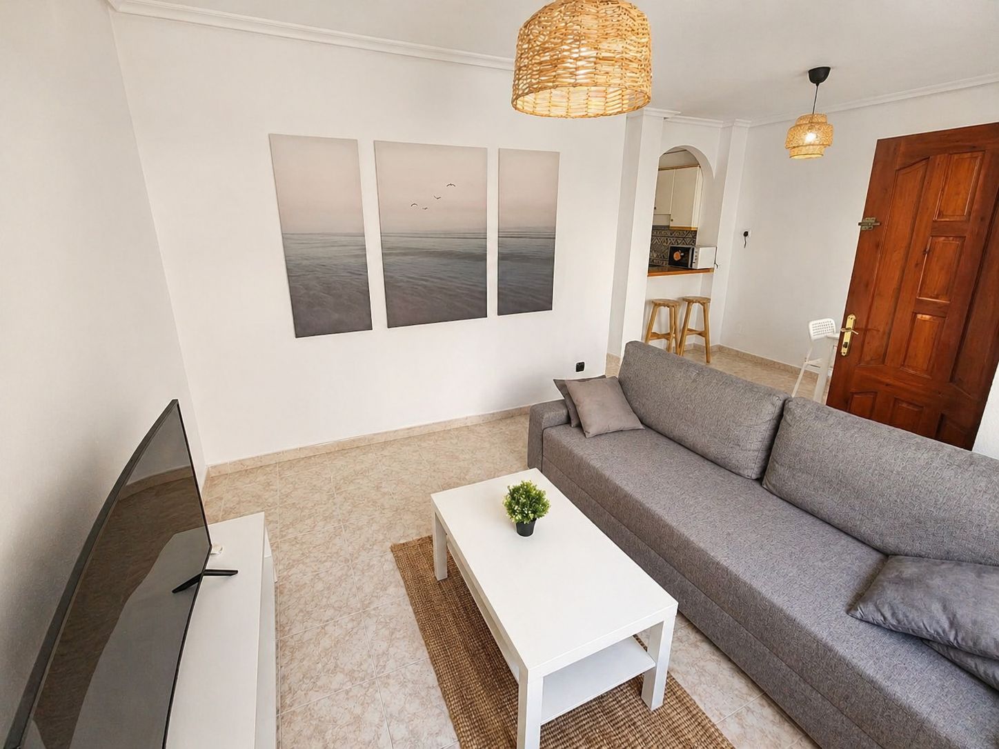 2-Bedroom Apartment in Playa Flamenca, Orihuela Costa - Image 7