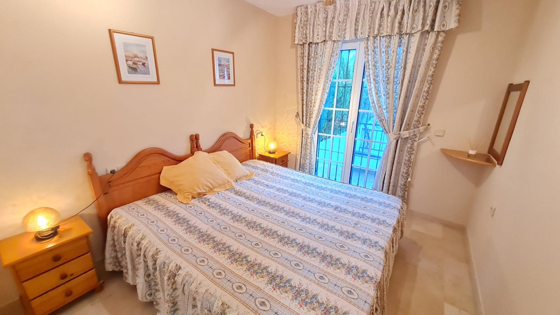 Bungalow met 2 Slaapkamers in Villamartín-las Filipinas, Orihuela Costa - Image 14