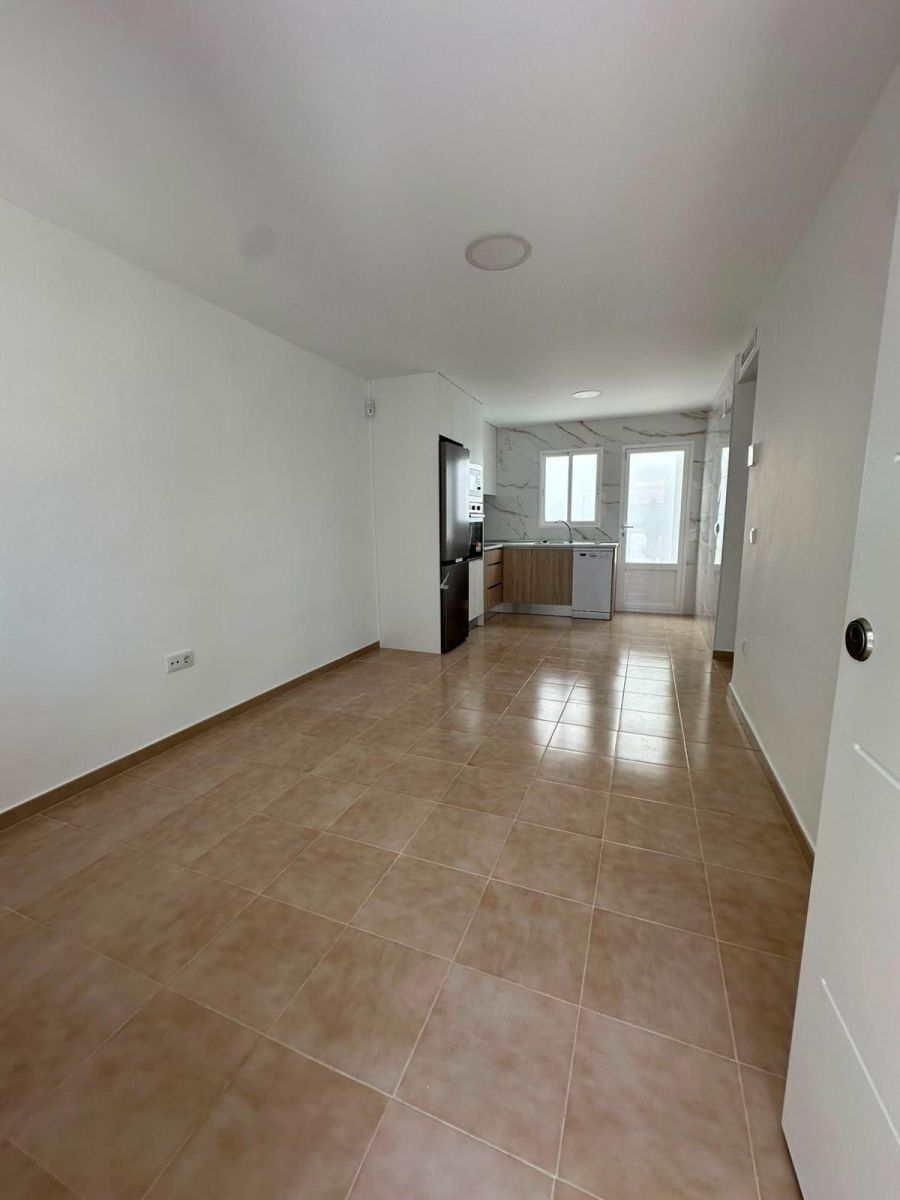 2-Bedroom Bungalow in La Siesta - El Salado - Torreta, Torrevieja - Image 11