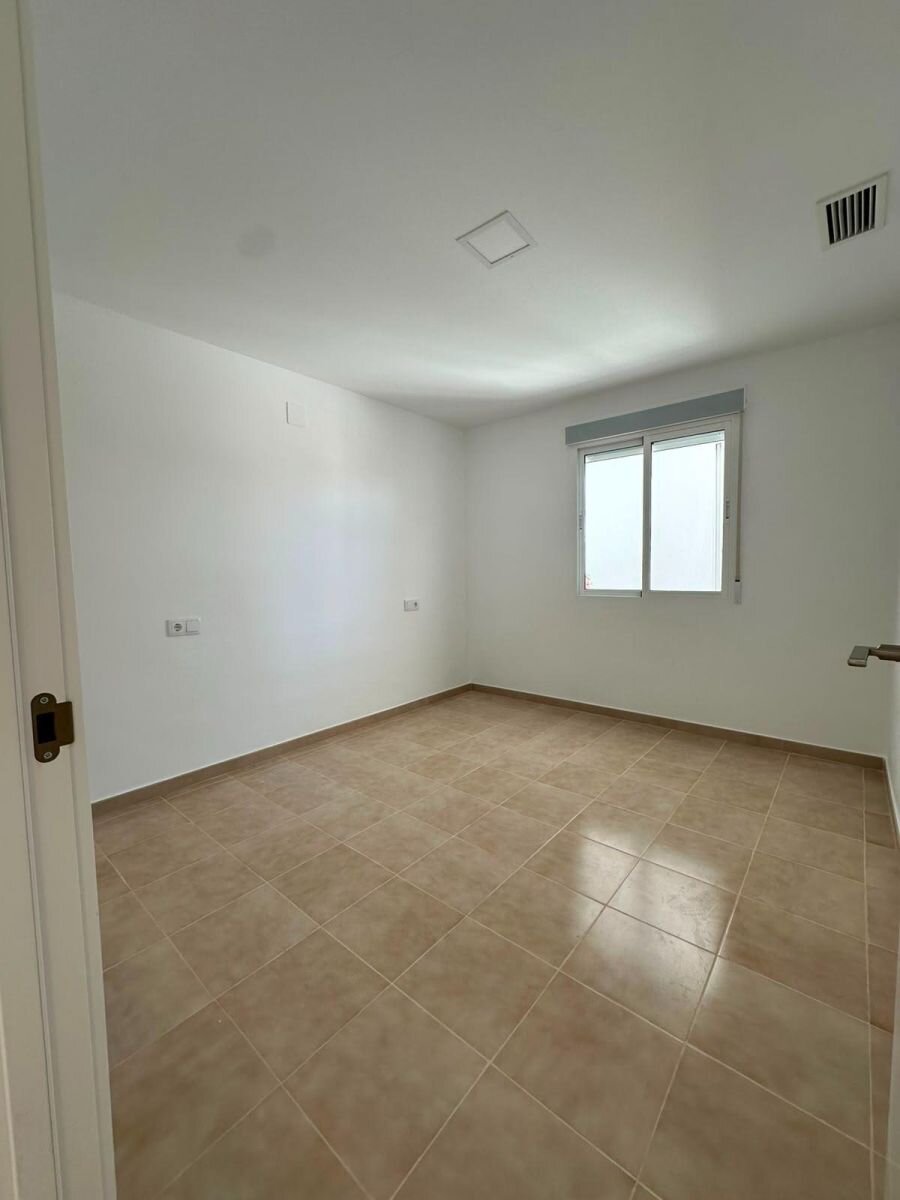 2-Bedroom Bungalow in La Siesta - El Salado - Torreta, Torrevieja - Image 20