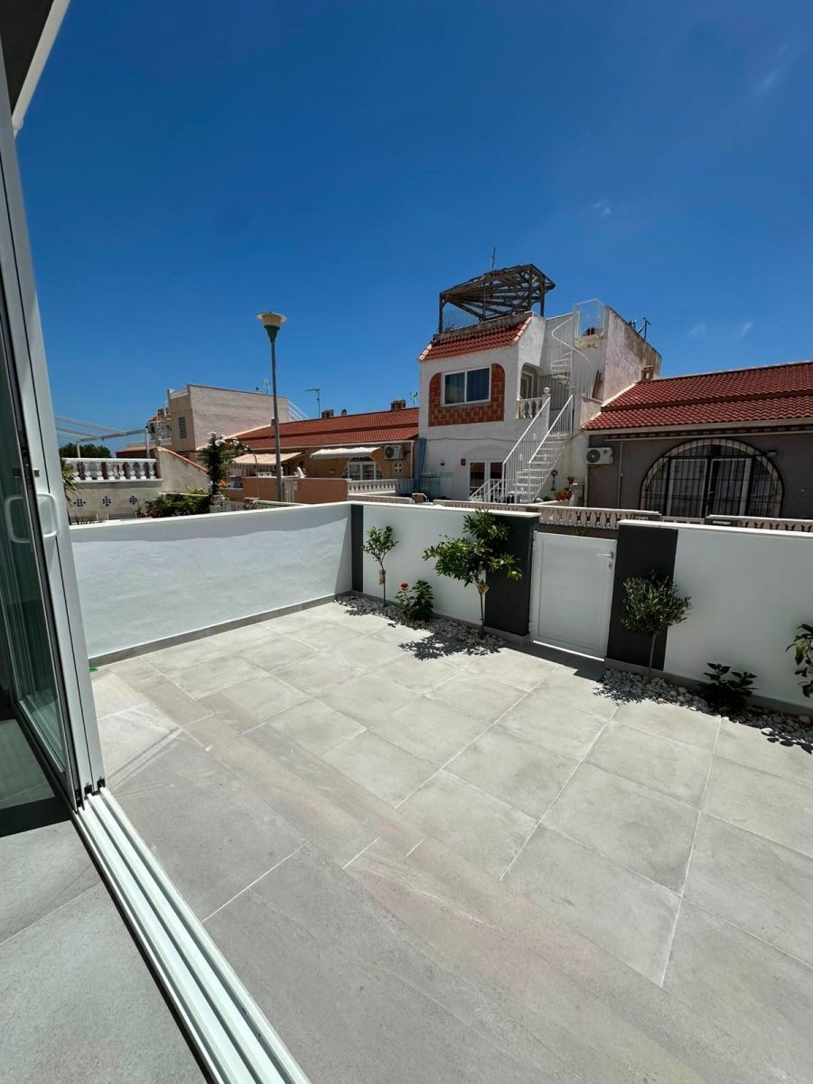 2-Bedroom Bungalow in La Siesta - El Salado - Torreta, Torrevieja - Image 4