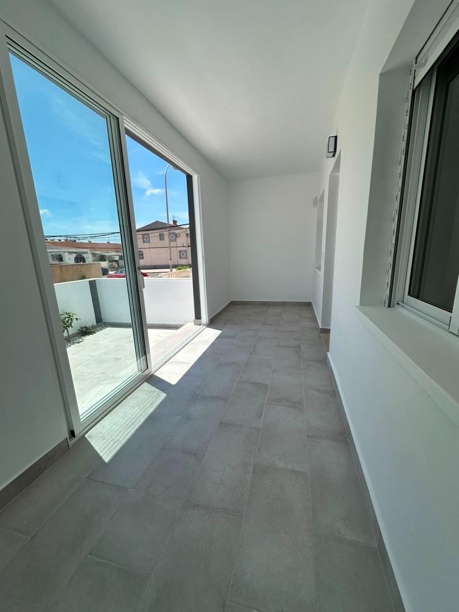 2-Bedroom Bungalow in La Siesta - El Salado - Torreta, Torrevieja - Image 9