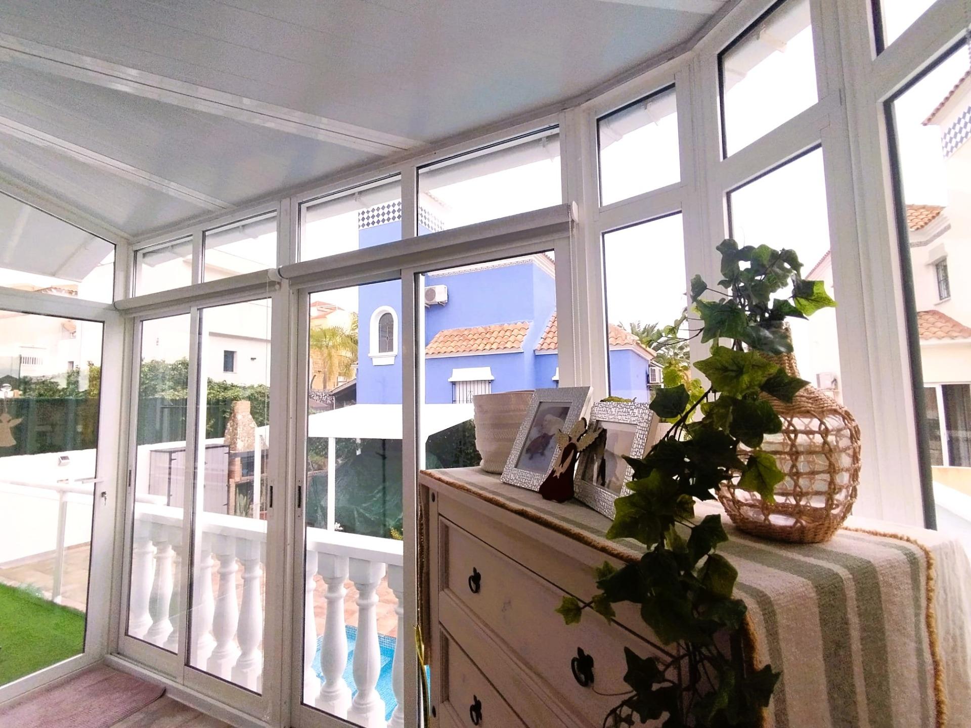 4-Bedroom Villa in Las Filipinas, San Miguel de Salinas - Image 29