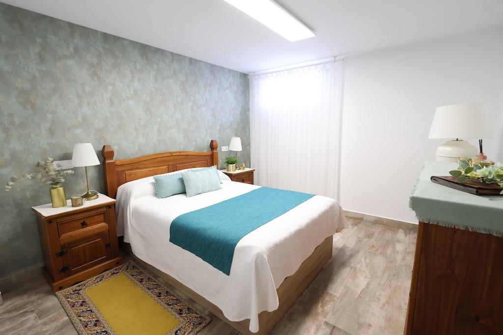 4-Bedroom Villa in Las Filipinas, San Miguel de Salinas - Image 38